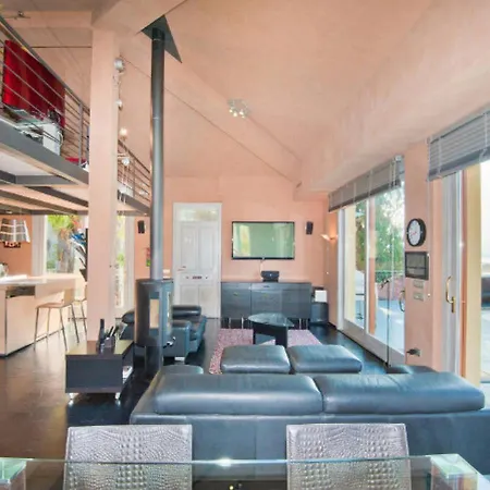 Dolce Fontana Apartment *