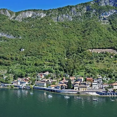 Dolce Fontana Apartment Fiumelatte